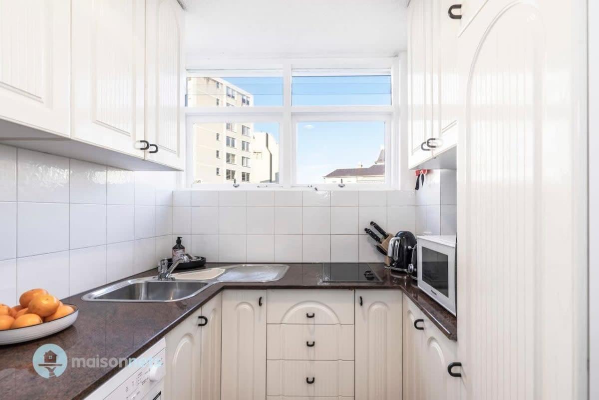 Studio Apt With Parking Balcony & Water Views Sydney Kültér fotó