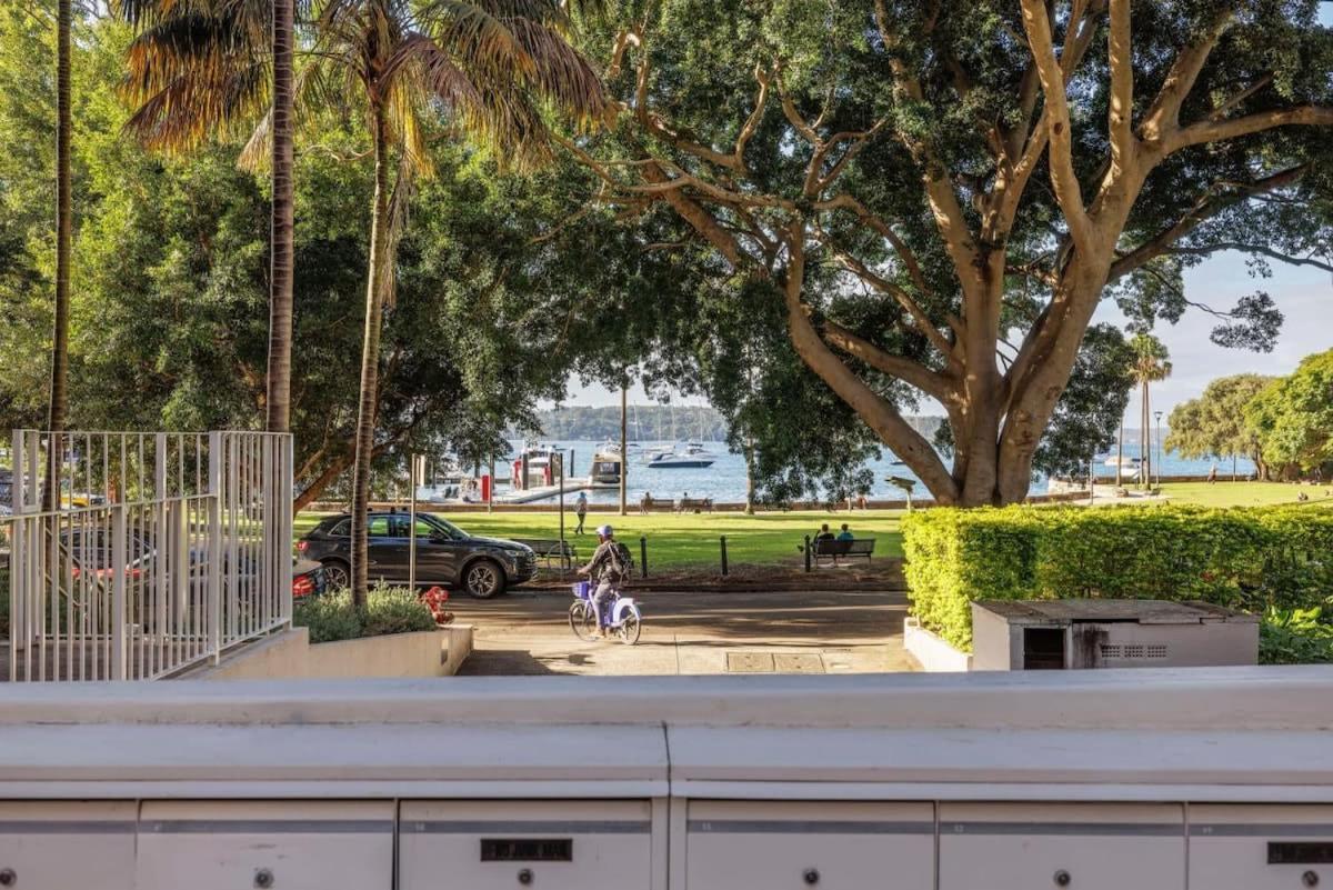 Studio Apt With Parking Balcony & Water Views Sydney Kültér fotó